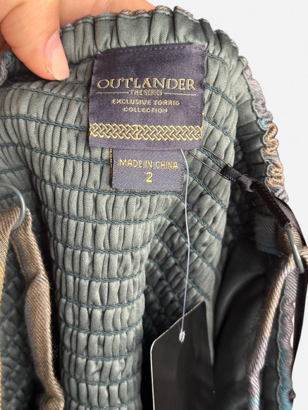 Outlander x Torrid Plaid Accessory with Celtic Corset Detail in Olive & Gray - Picture 6 of 6